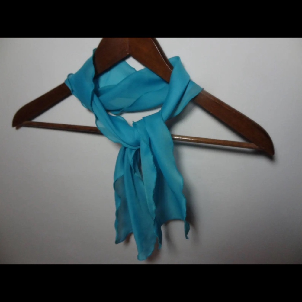 Vintage Women's Rectangular Blue Sheer Chiffon Polyester Hair or Neck Scarf